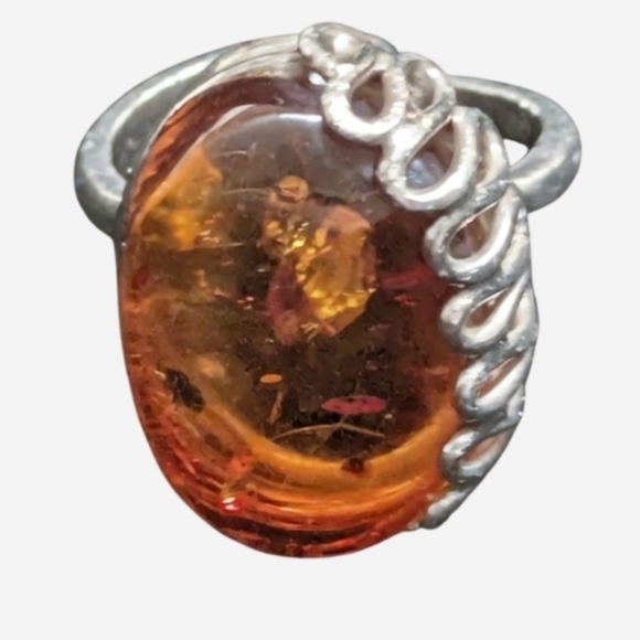 Silver and Amber Women's Ring - Picture 2 of 5